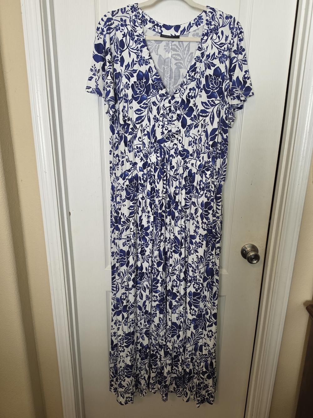 Lane Bryant White and Navy Floral V-Neck Maxi Dress